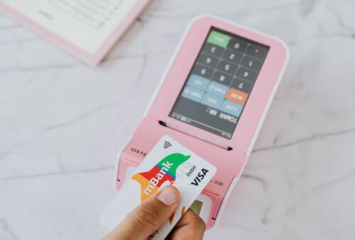 Pagamento con carta di credito per gestione finanziaria aziendale