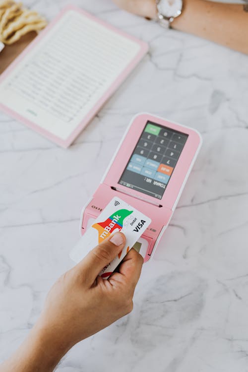 Pagamento con carta di credito per gestione finanziaria aziendale