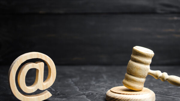 come contestare l'assegnazione di un dominio it